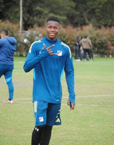 Giovanny-Palacios-Romaña